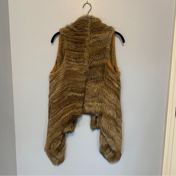Larok Luxe Rabbit Fur Vest - Size: X-Small - Picture 3 of 8